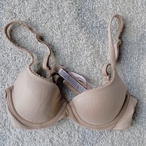 Tan VS PINK bra